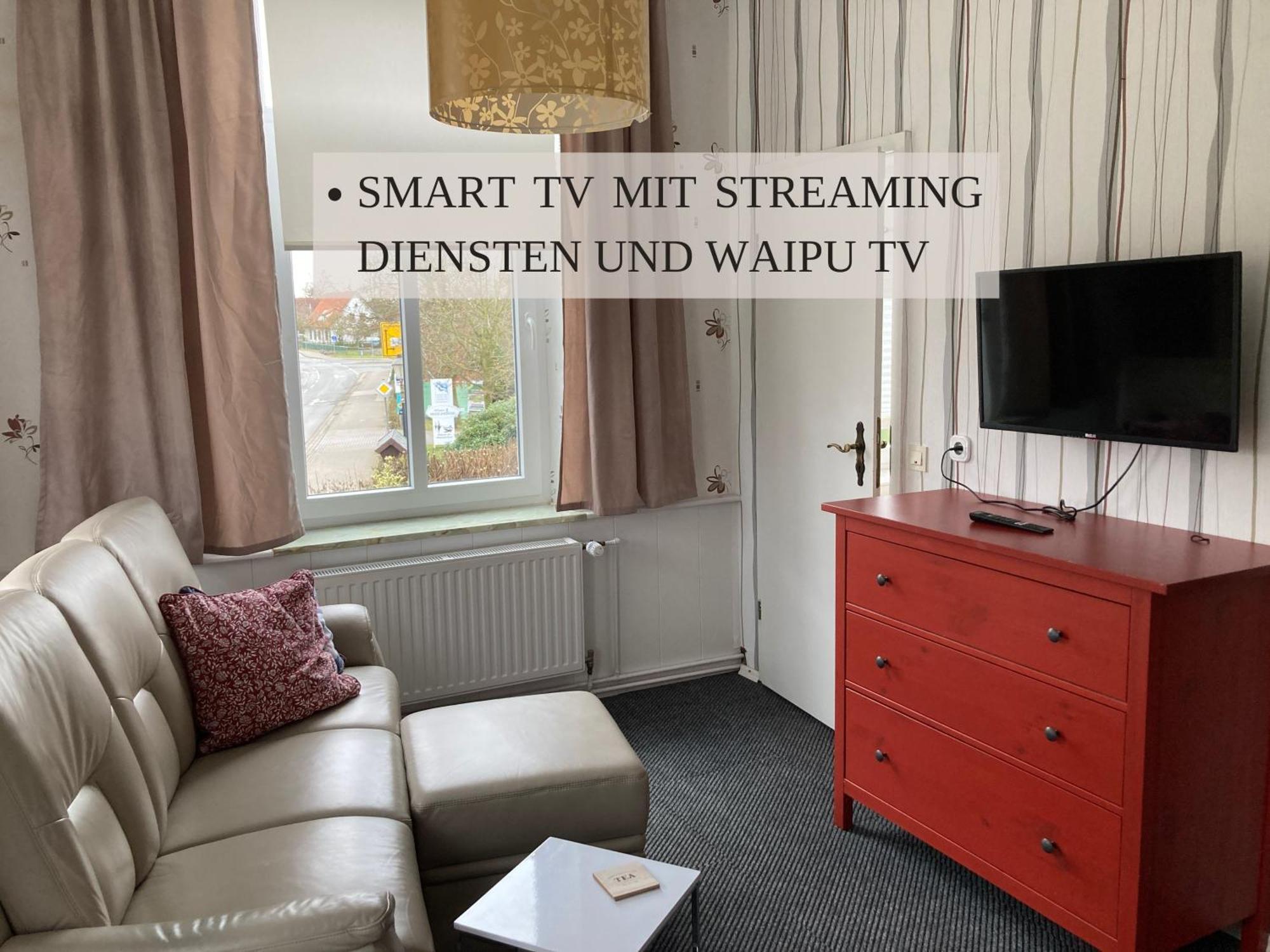 Haus Krabbe: Pet-Friendly Apartment with Free Parking Wremen Exterior photo